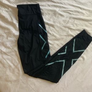 💎💎Like New 2XU Compression Pants!!💎💎